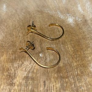 Vintage Avon Half Hoop 1/20 14 KT GF Earrings
